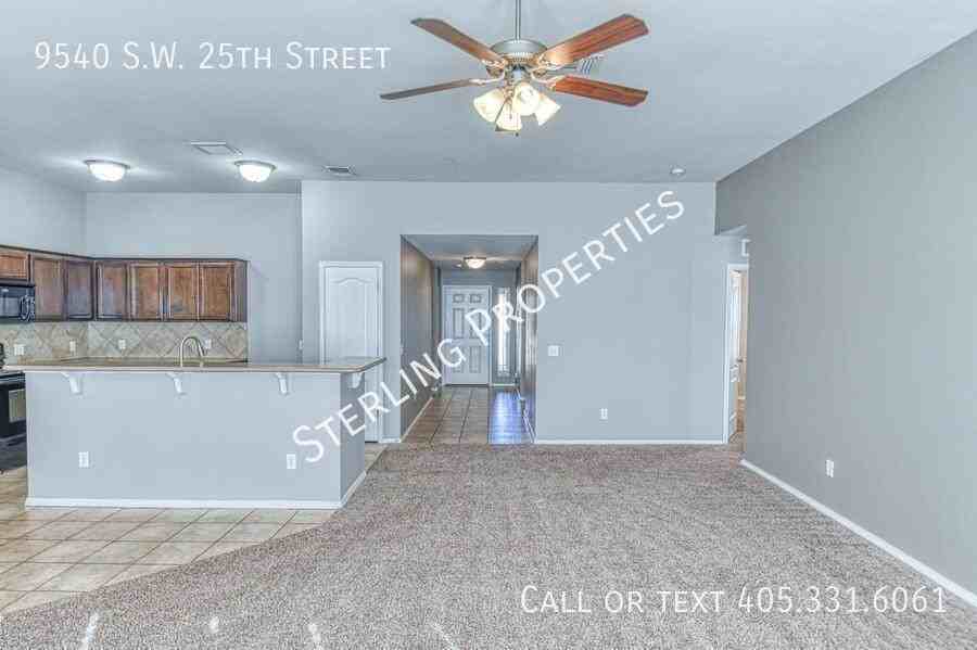 9540 Sw 25th St - Photo 7 of 43