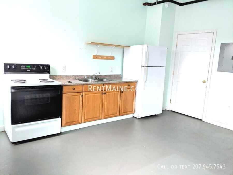 255 Main St #A1 - Photo 2 of 10