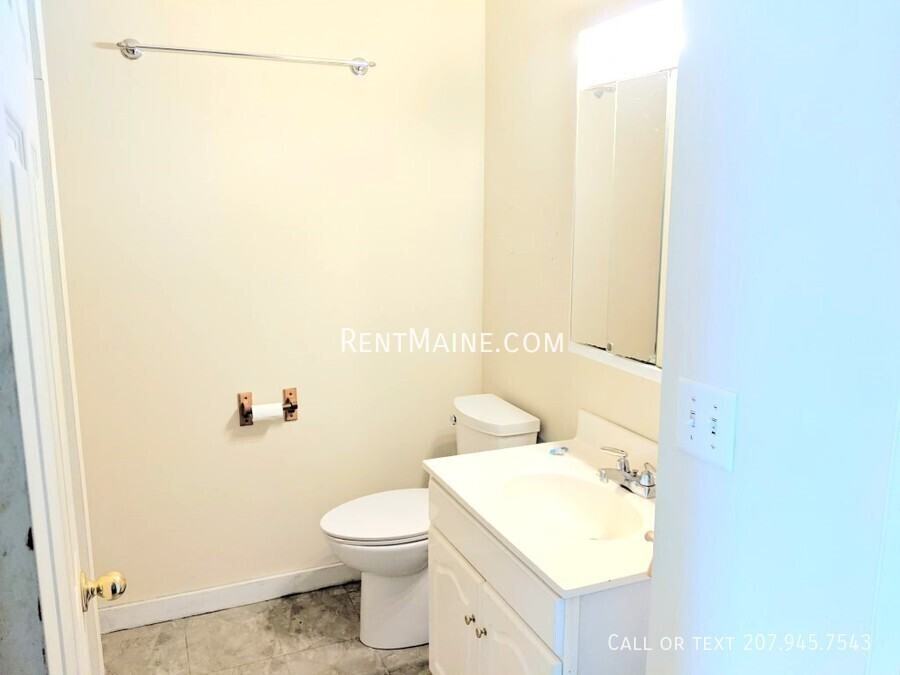 255 Main St #A1 - Photo 6 of 10