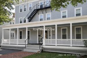 featured image of 148 Essex St #5