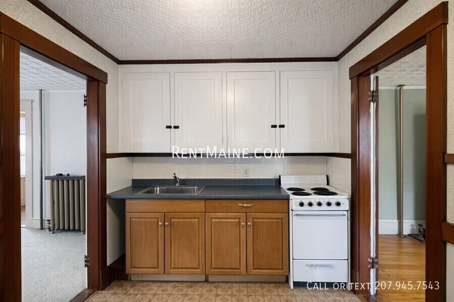 148 Essex St #5 - Photo 6 of 13