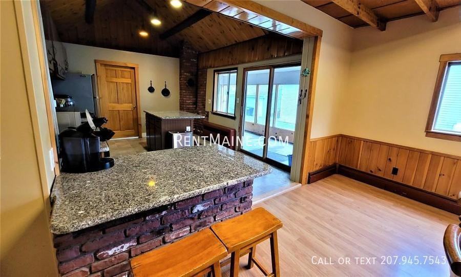 180 4th St - Photo 5 of 23