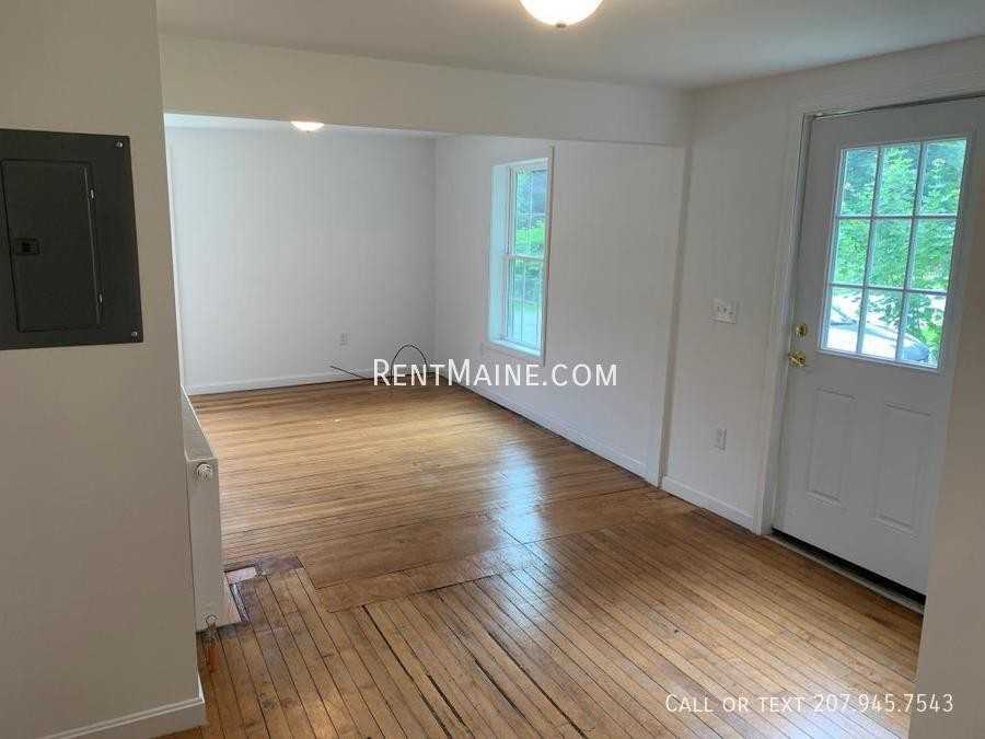 27 Margin St #1 - Photo 7 of 17