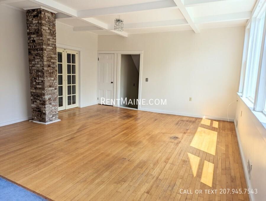 54 Penobscot St #1 - Photo 3 of 36