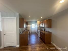 featured image of 33 Basketball Ct