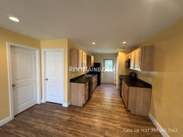 featured image of 11 Basketball Ct