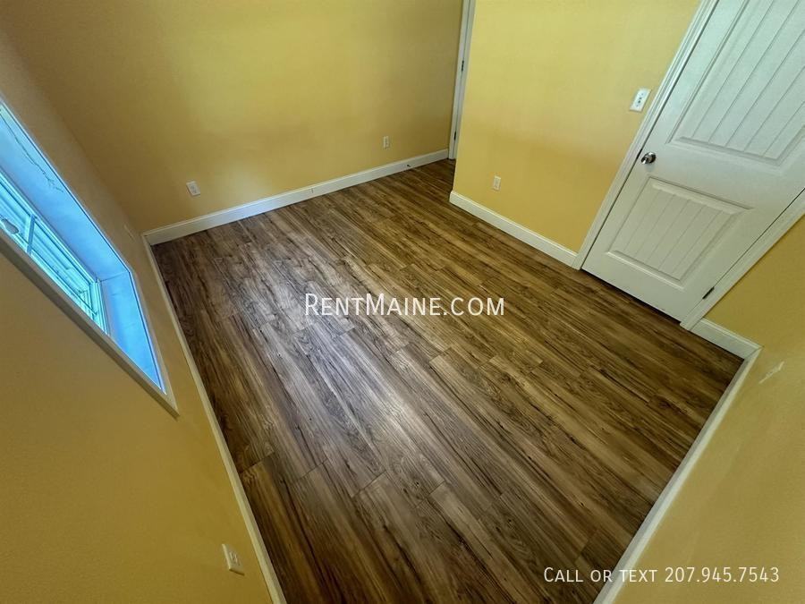 11 Basketball Ct - Photo 6 of 22