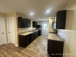 featured image of 44 Basketball Ct