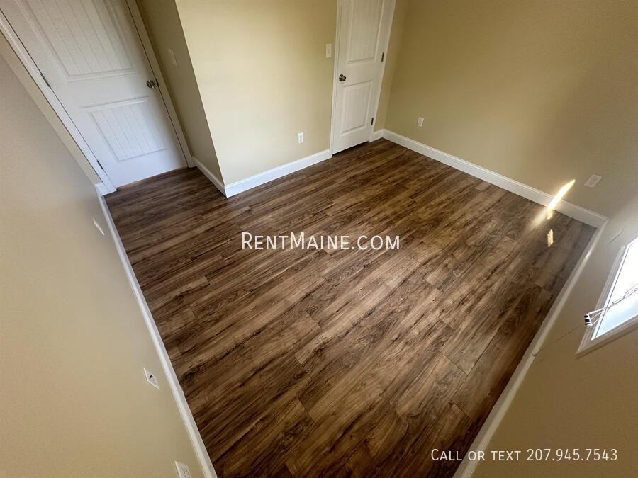 44 Basketball Ct - Photo 3 of 20