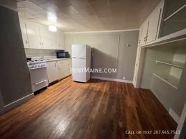 featured image of 200 Center St #3