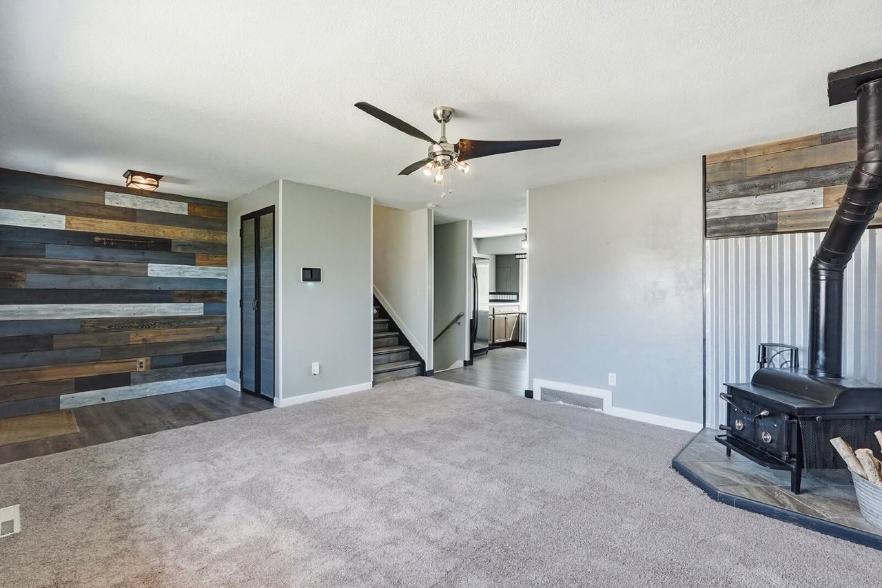 4475 London Ln - Photo 4 of 38