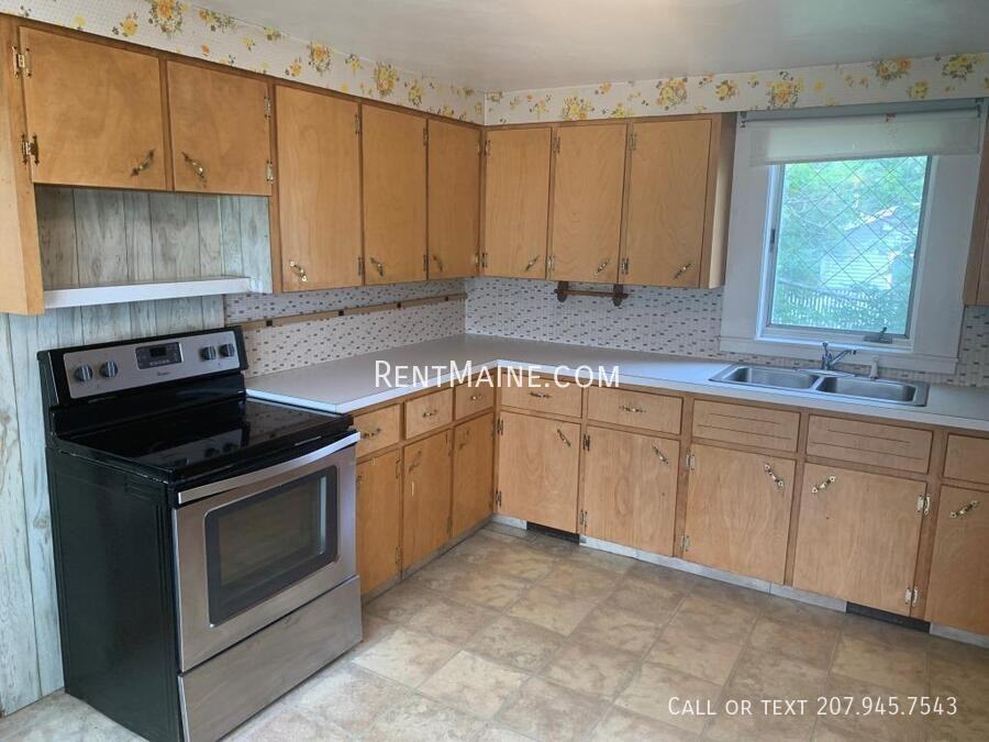 35 Bosworth St #1 - Photo 4 of 16