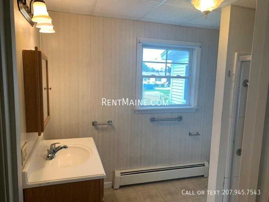 35 Bosworth St #1 - Photo 6 of 16