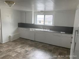 featured image of 198 Center St #4