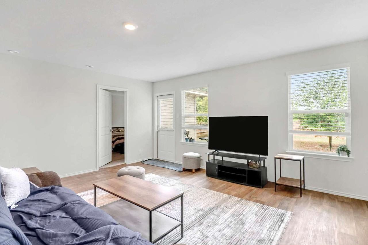 15327 Shortwing - Photo 3 of 18