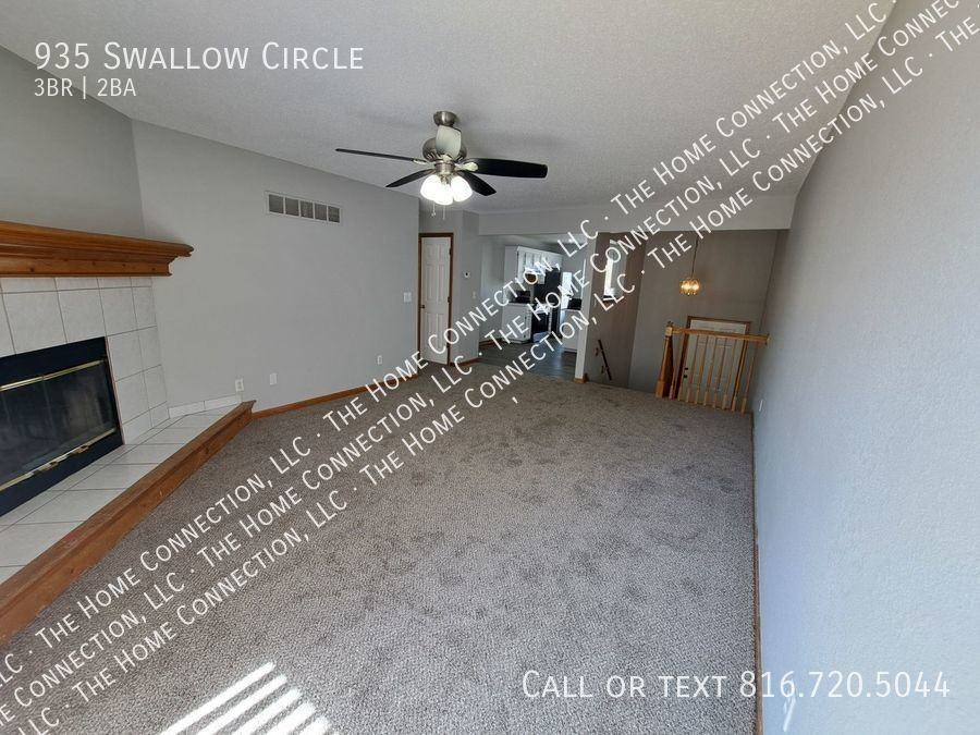 935 Swallow Cir - Photo 5 of 14