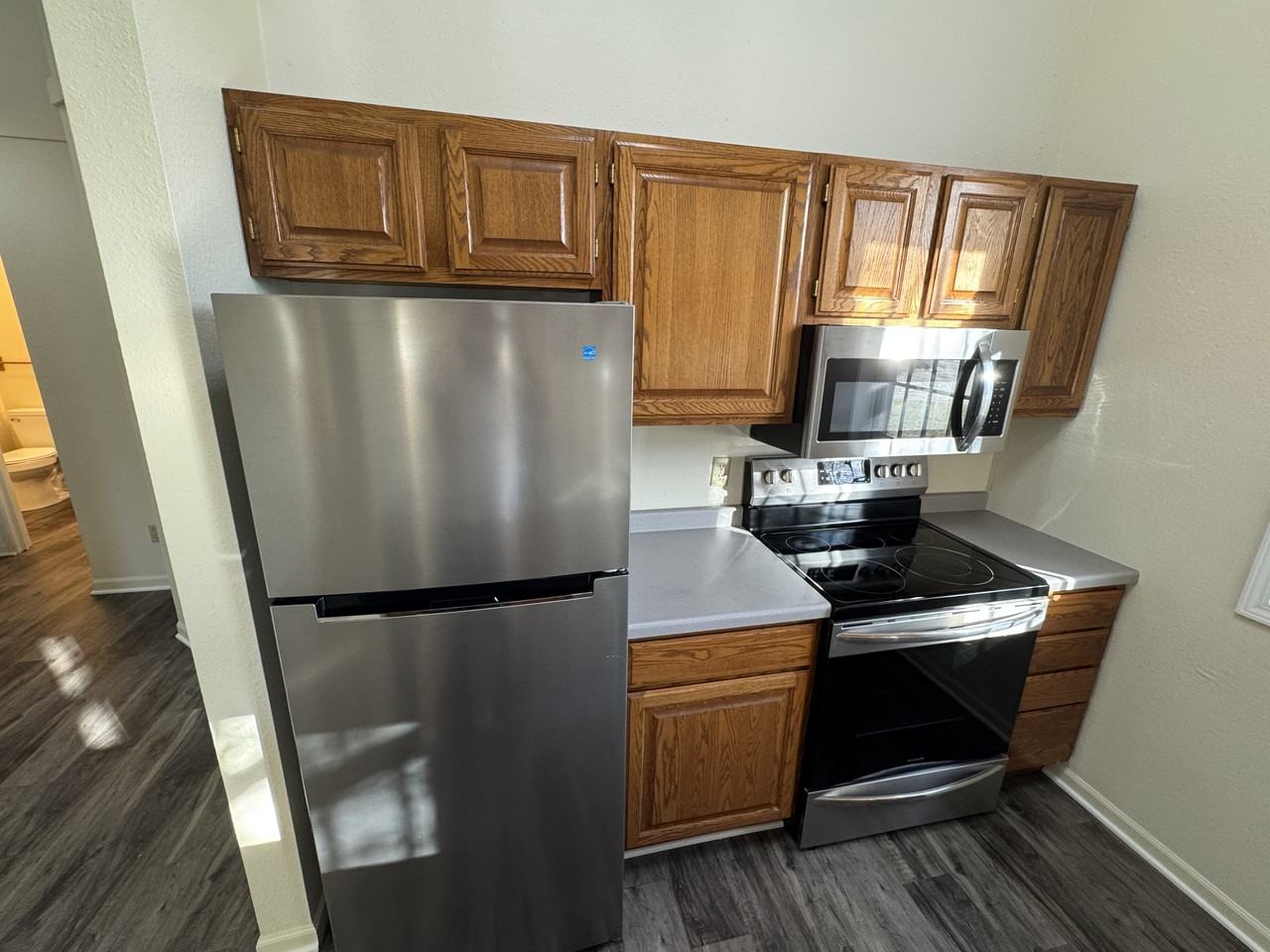 Pioneer Point Apartments - Photo 4 of 22