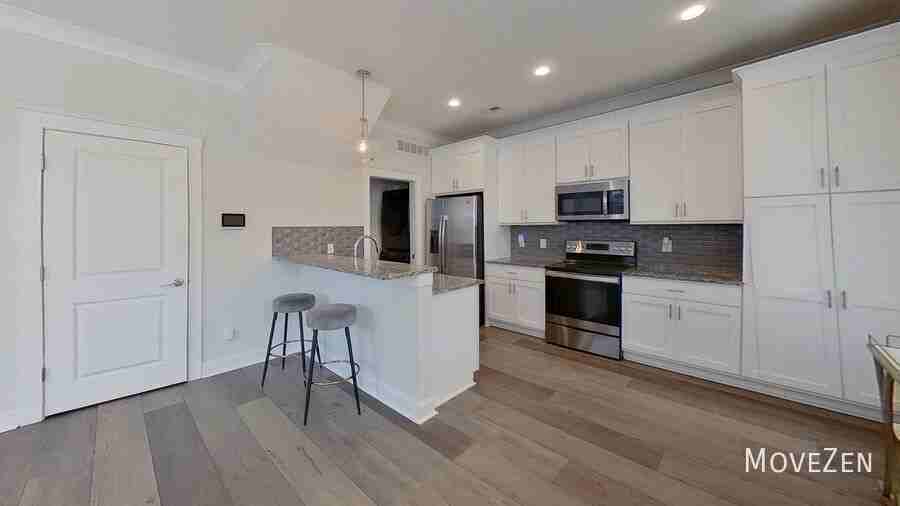 1512 Norris Ave - Photo 2 of 43