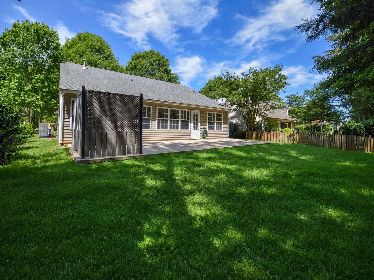 4212 Wiregrass Rd - Photo 3 of 26