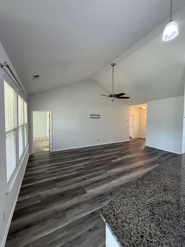 14 Congaree Way - Photo 4 of 12