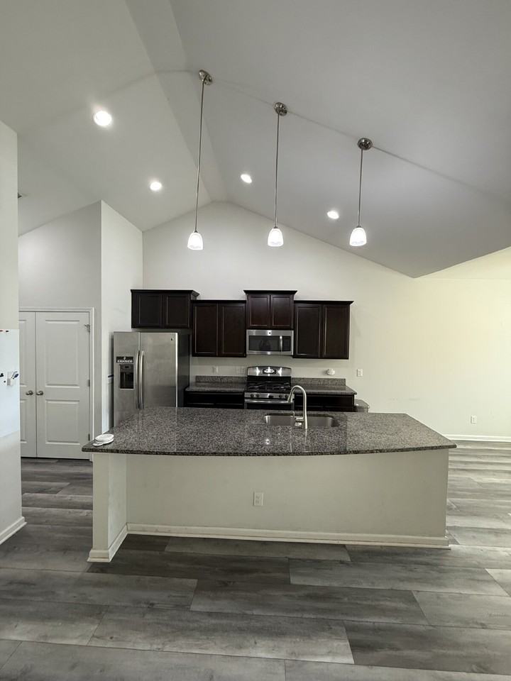 14 Congaree Way - Photo 3 of 12