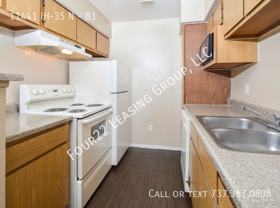 11441 N Interstate 35 #B1 - Photo 1 of 1