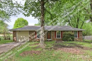 109 S Allen Ave - Photo 1 of 1