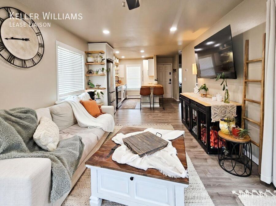 4205 N Carefree Cir #B - Photo 6 of 14