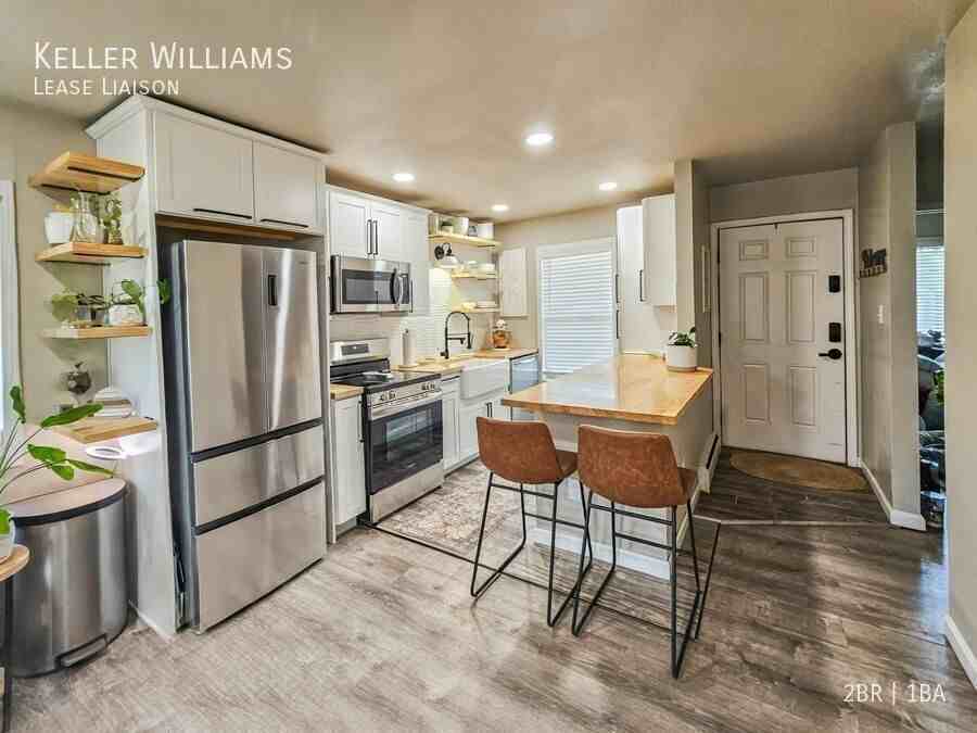 4205 N Carefree Cir #B - Photo 7 of 14