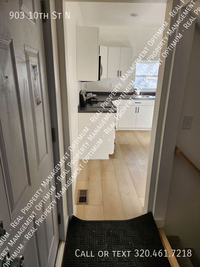 903 10th St N - Photo 6 of 18
