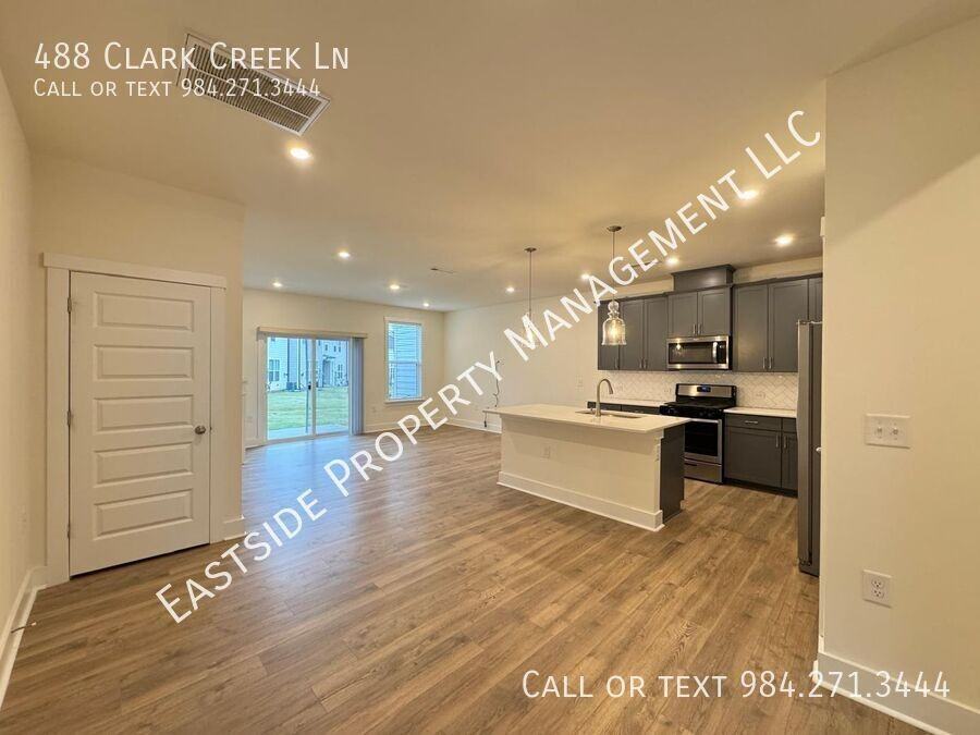 488 Clark Creek Ln - Photo 5 of 23