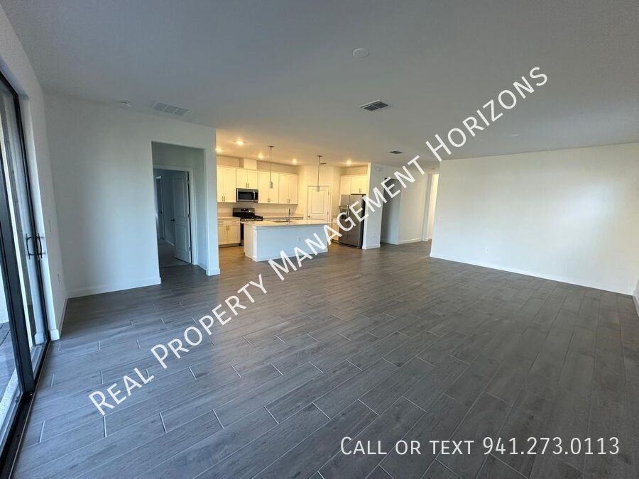 14964 Serene Shores Loop - Photo 3 of 33