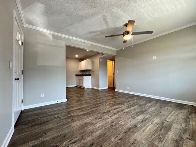 1614 Cypress Dr #12 - Photo 6 of 15