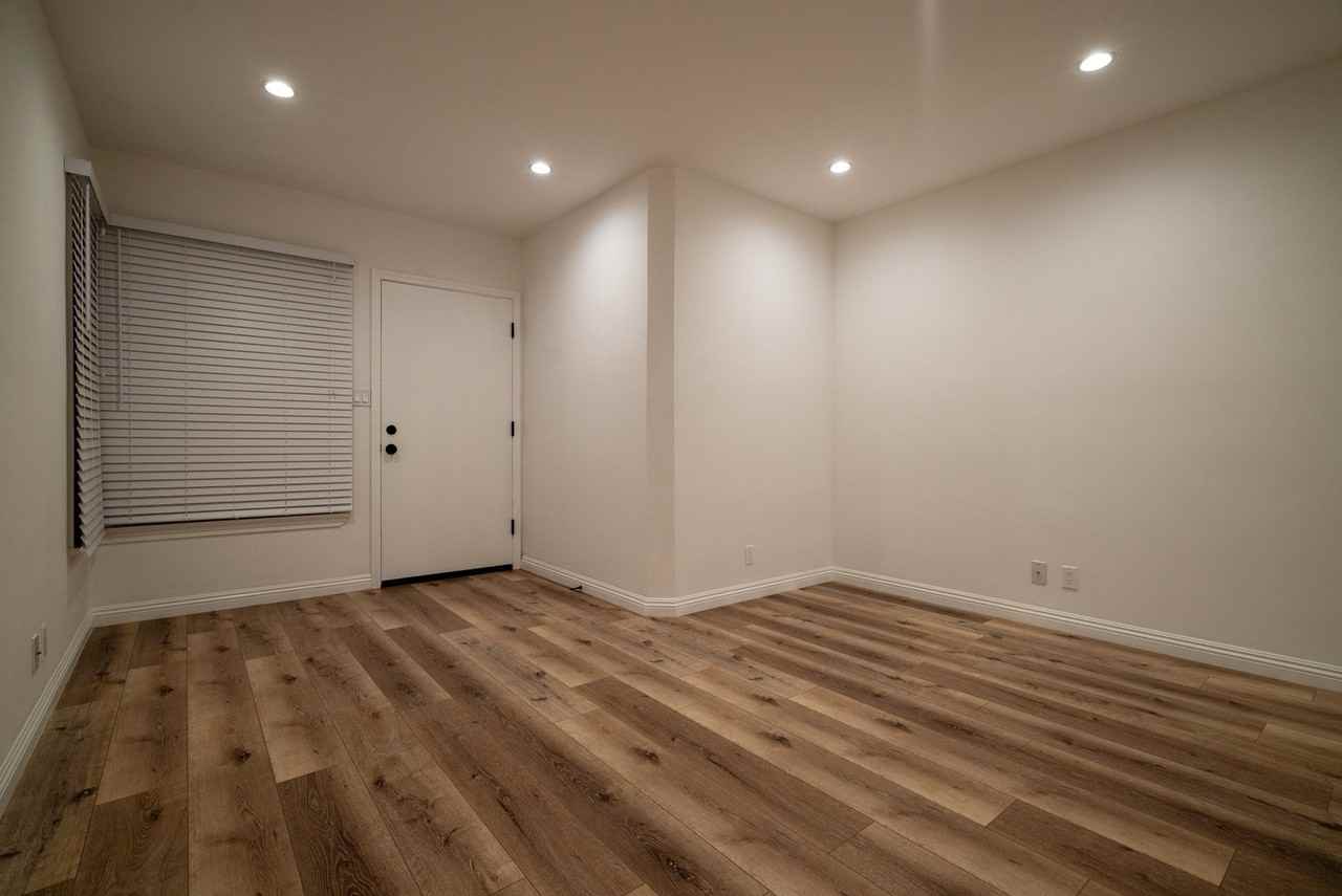 4272 Elenda St - Photo 2 of 16