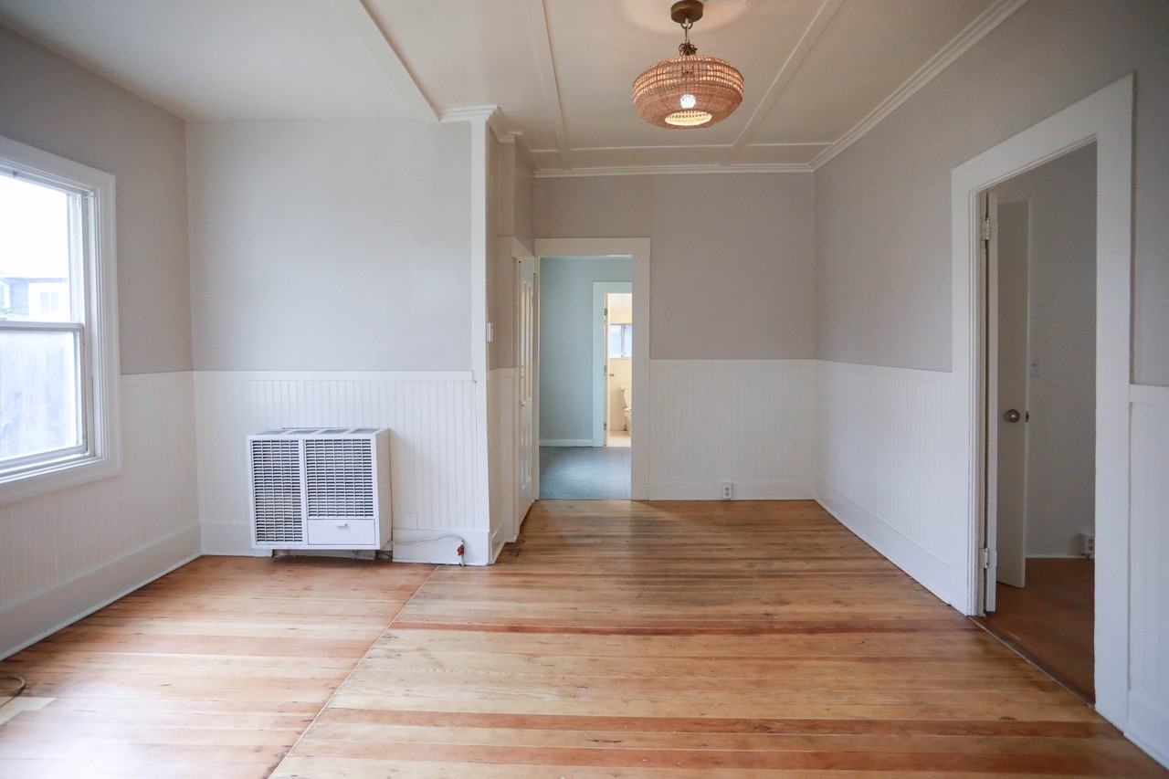 840 Flume Street - Photo 4 of 20