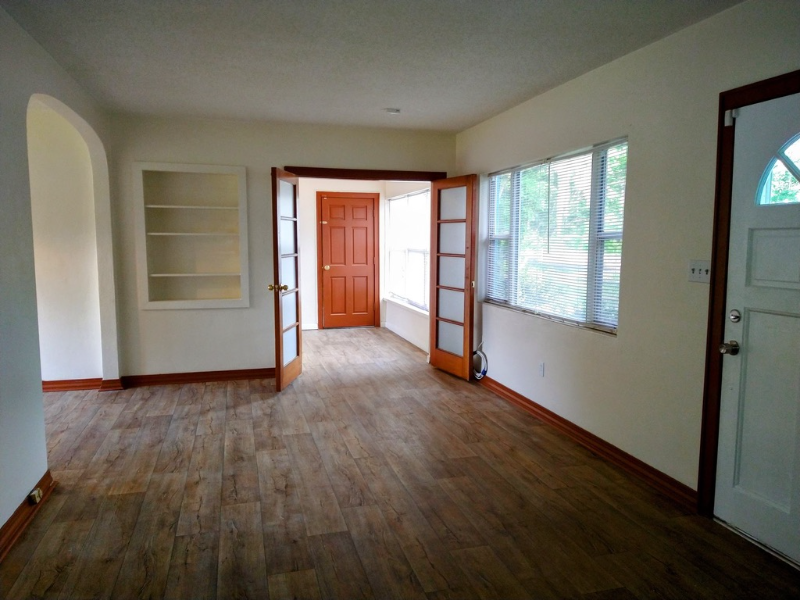 3300 Saint Johns Ave - Photo 2 of 24