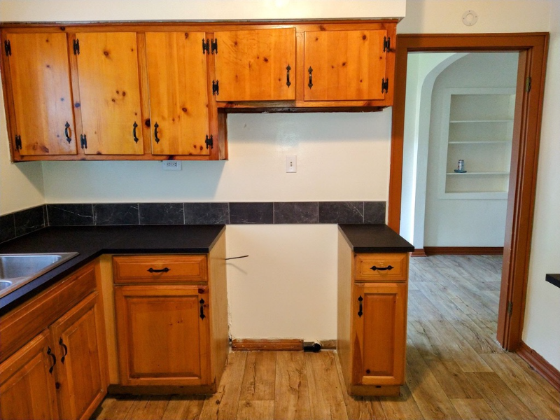 3300 Saint Johns Ave - Photo 6 of 24