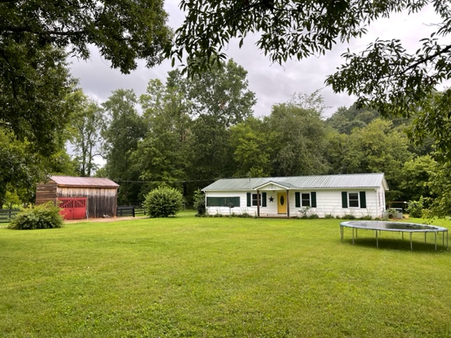 366 Mack Branch Rd - Photo 2 of 20