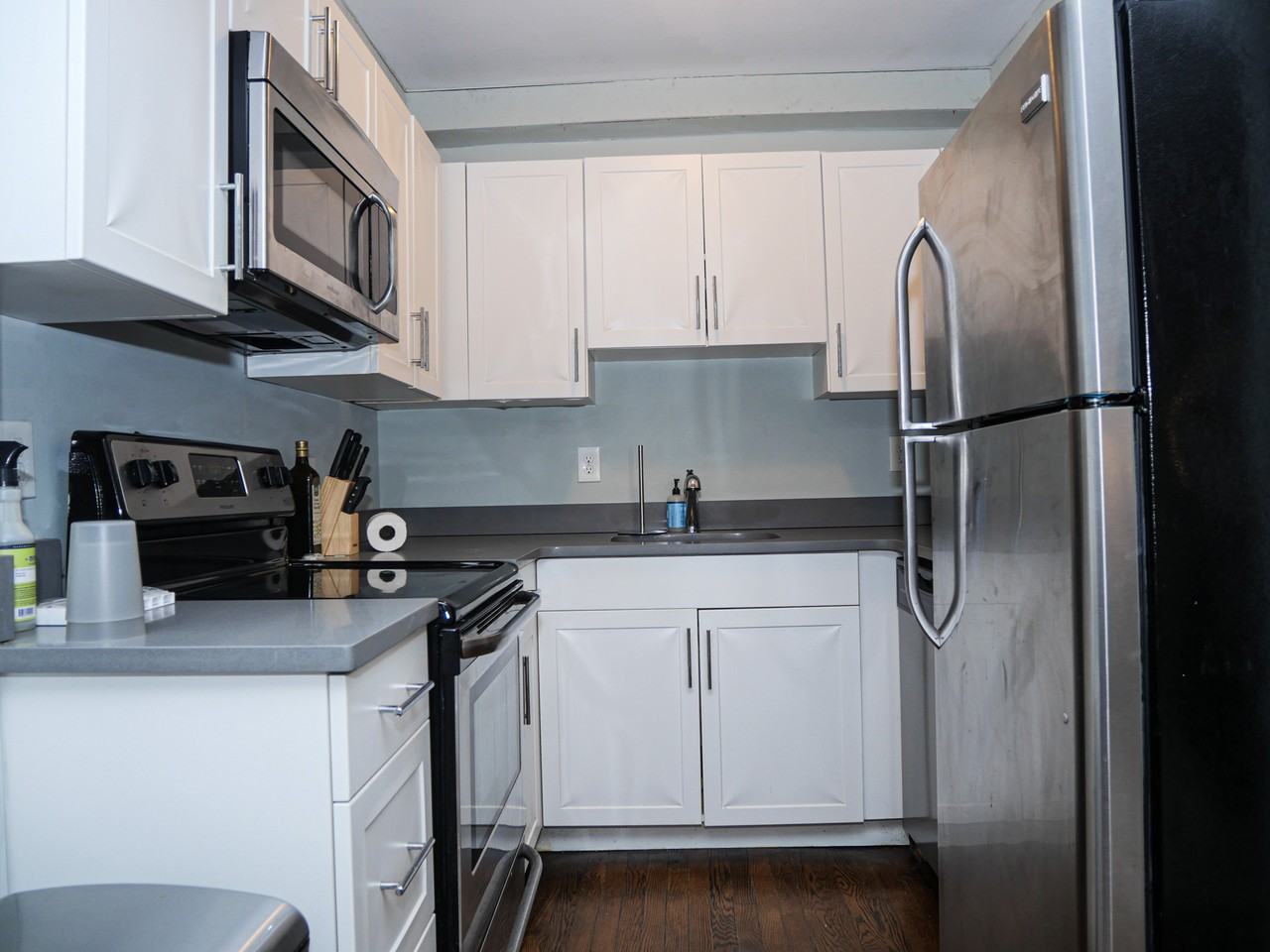 45 Carlton Street - Photo 4 of 9
