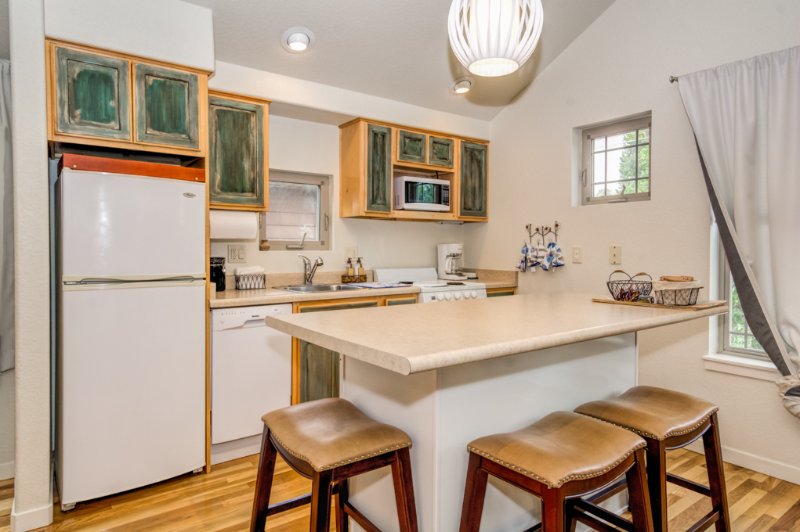 1804 W Cucharras St #B - Photo 4 of 19