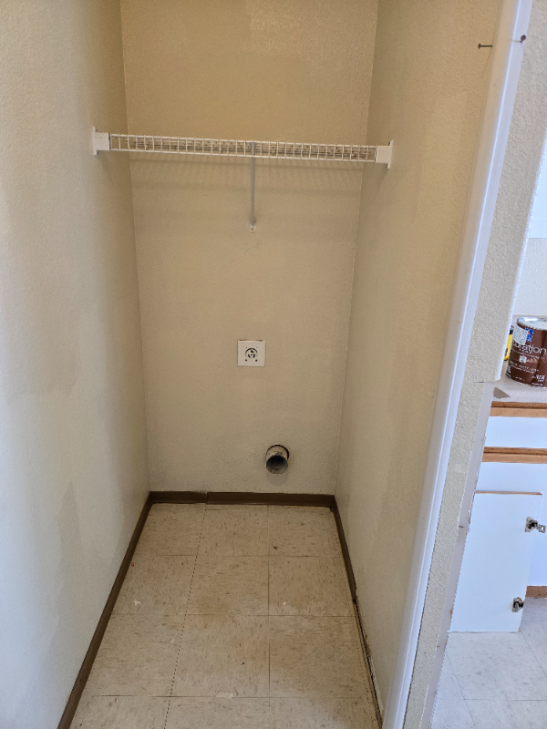 3007 Ontario St - Photo 3 of 6