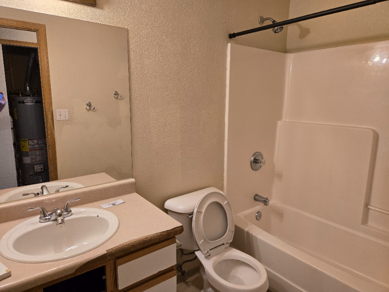 3007 Ontario St - Photo 5 of 6