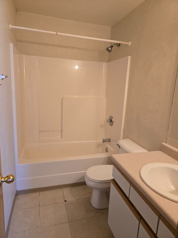 3007 Ontario St - Photo 6 of 6