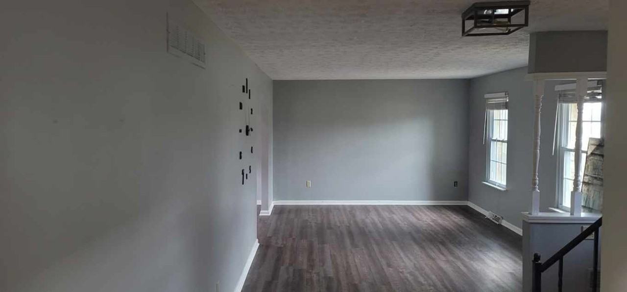 7815 Pepper Pike - Photo 4 of 9