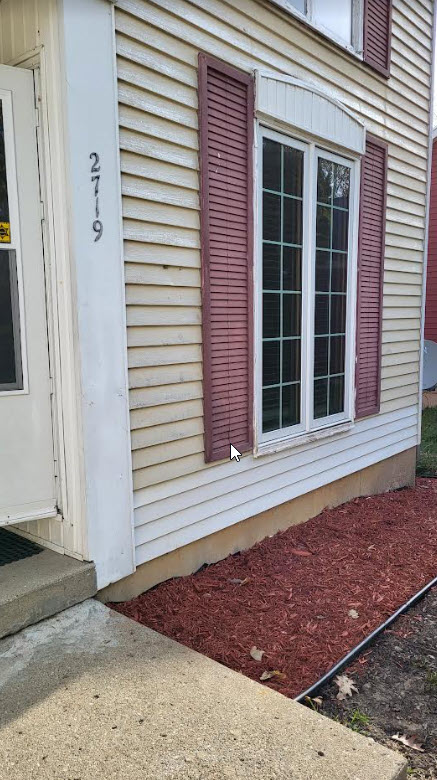 2719 Narraganset Dr - Photo 2 of 20