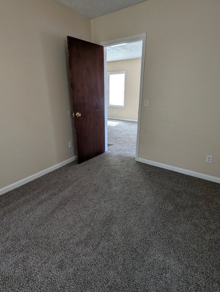 3315 Laurel Ave - Photo 2 of 4