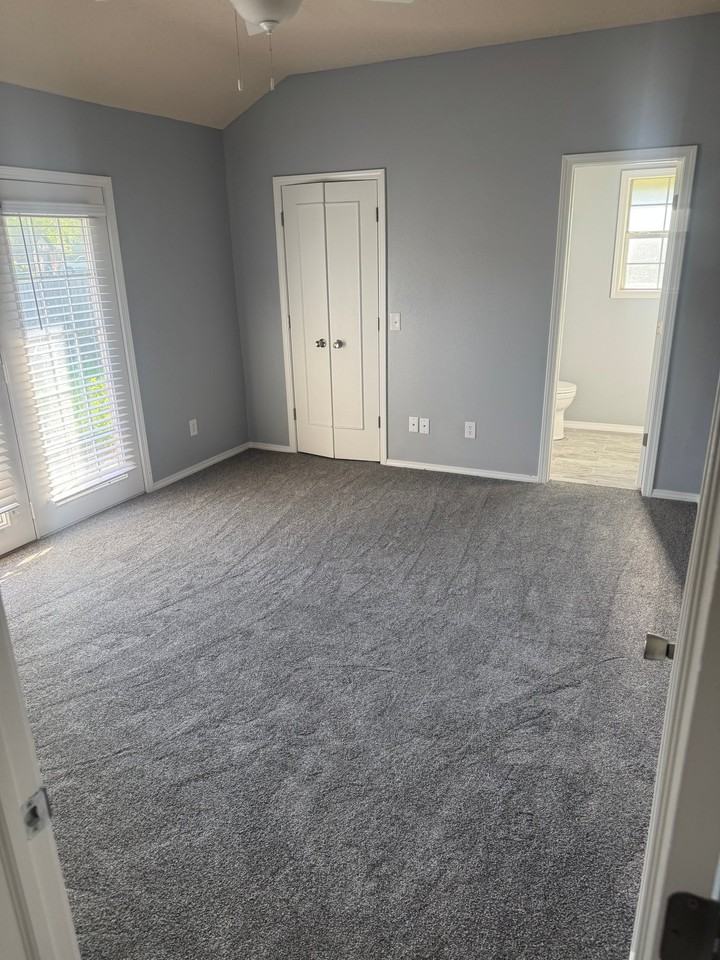 607 Methodist Ave #A - Photo 7 of 12