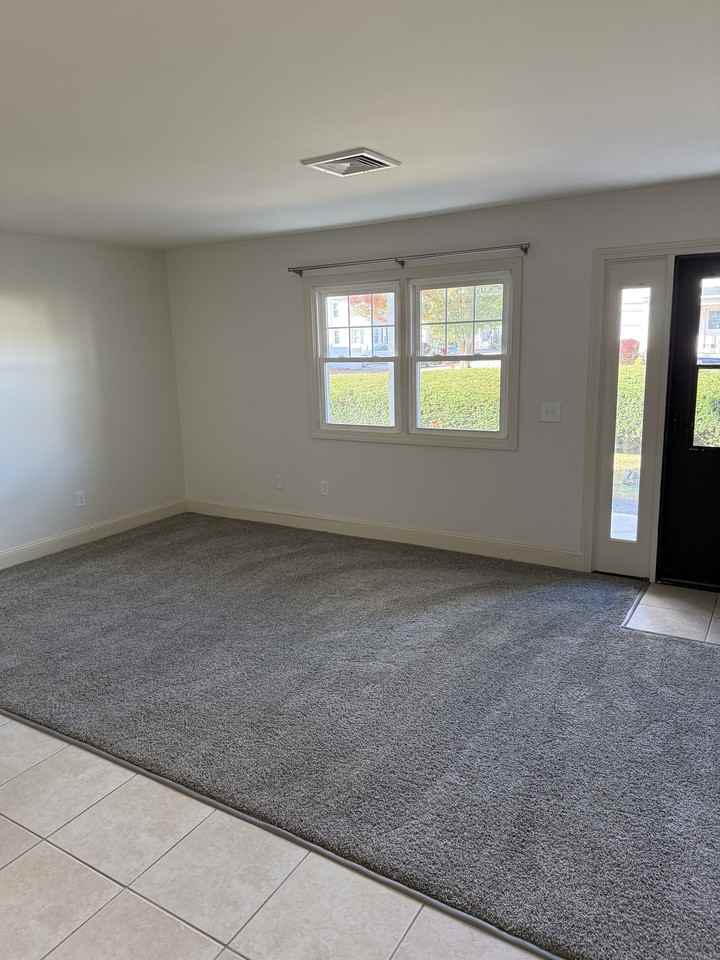 580 Pontiac Ave. - Photo 7 of 21