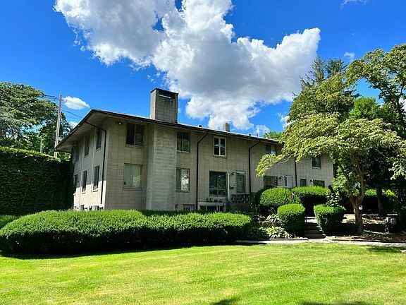 4600 Post Road - Photo 2 of 23
