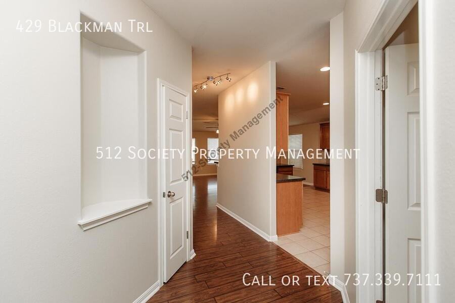 429 Blackman Trl - Photo 3 of 21